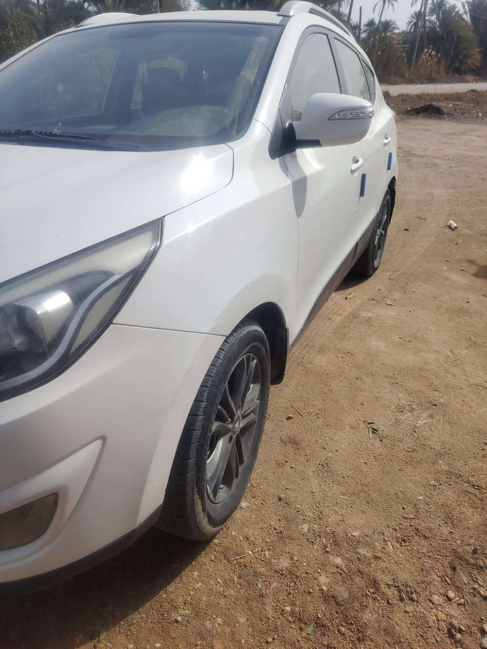 هونداي توسان موديل ٢٠١٥ رقم دولي تحويل او وكاله موجود مكفوله عدا المذكور بالسونار السر النهائي ١٤٠ ورقه مكان السياره كربلاء طوريج لاتصال ***********
