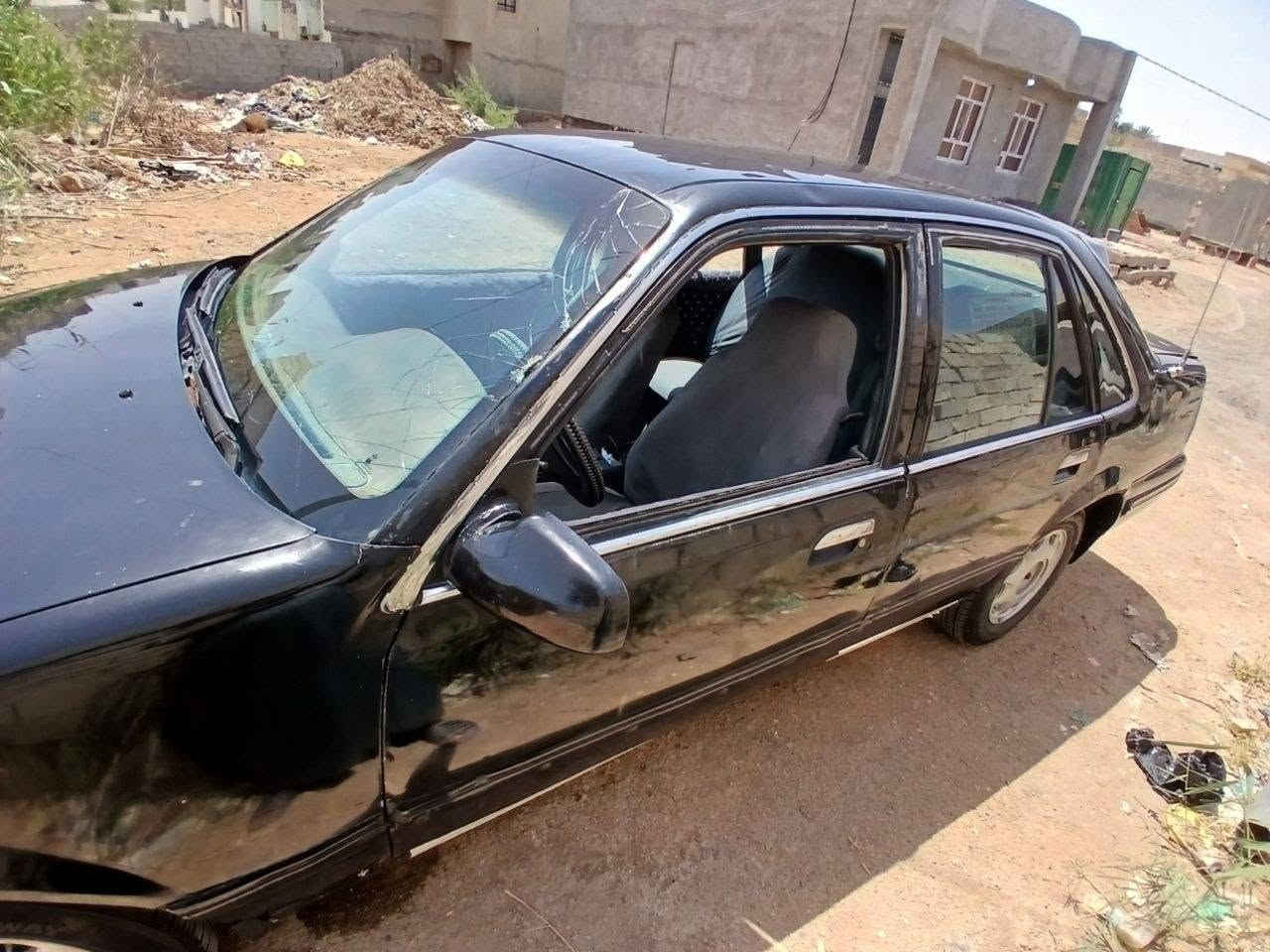سلام عليكم
برنس موديل ١٩٩٤
سنوية بأسمي لسنة ٢٠٢٩ تنتهي
تحويل مباشر 
محرك مفتوح مو مسكر 
سياره جاهزة 
تخم تاير جديد
وباقي كدامك لاتكولي كشر تعبان ولا غيرها هذا موجود
 وبارك الله يلي يشتري ويلي يبيع 
سعر ٣٠ ورقة وبيها مجال
مكاني الانبار الحبانية المضيق
***********
