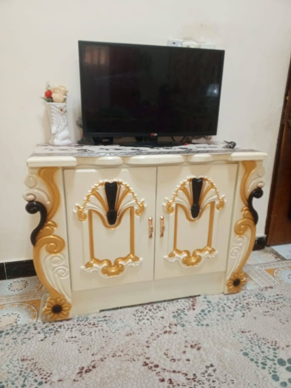 السلام عليكم غرفه جديده ونضيفه رايده ابيعها معندي مكان


**إذا كنت صاحب هذا الإعلان وتريد حذفه لأي سبب، رجاءا أرسل رسالة إلى الدعم الفني**