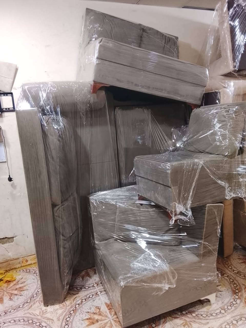 ديوان 10 مقاعد .. السعر 160


**إذا كنت صاحب هذا الإعلان وتريد حذفه لأي سبب، رجاءا أرسل رسالة إلى الدعم الفني**