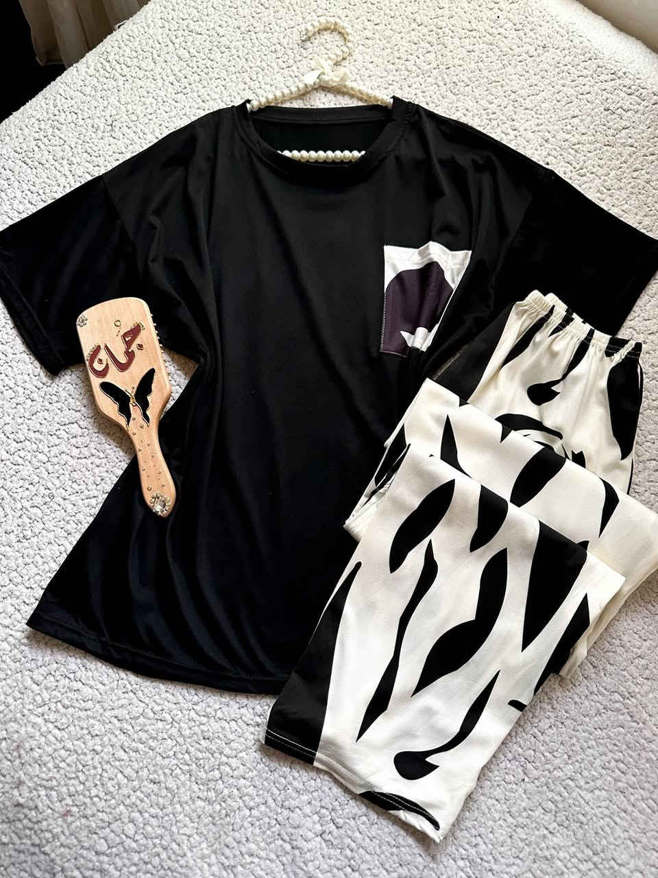 تراك نسائي قطن درجة اولى 
فري سايز قالب راهي 
سعر الدرزن 
وزن 60 الى 90 كغم 
الدرزن مشكل اربع نقشات


**إذا كنت صاحب هذا الإعلان وتريد حذفه لأي سبب، رجاءا أرسل رسالة إلى الدعم الفني**