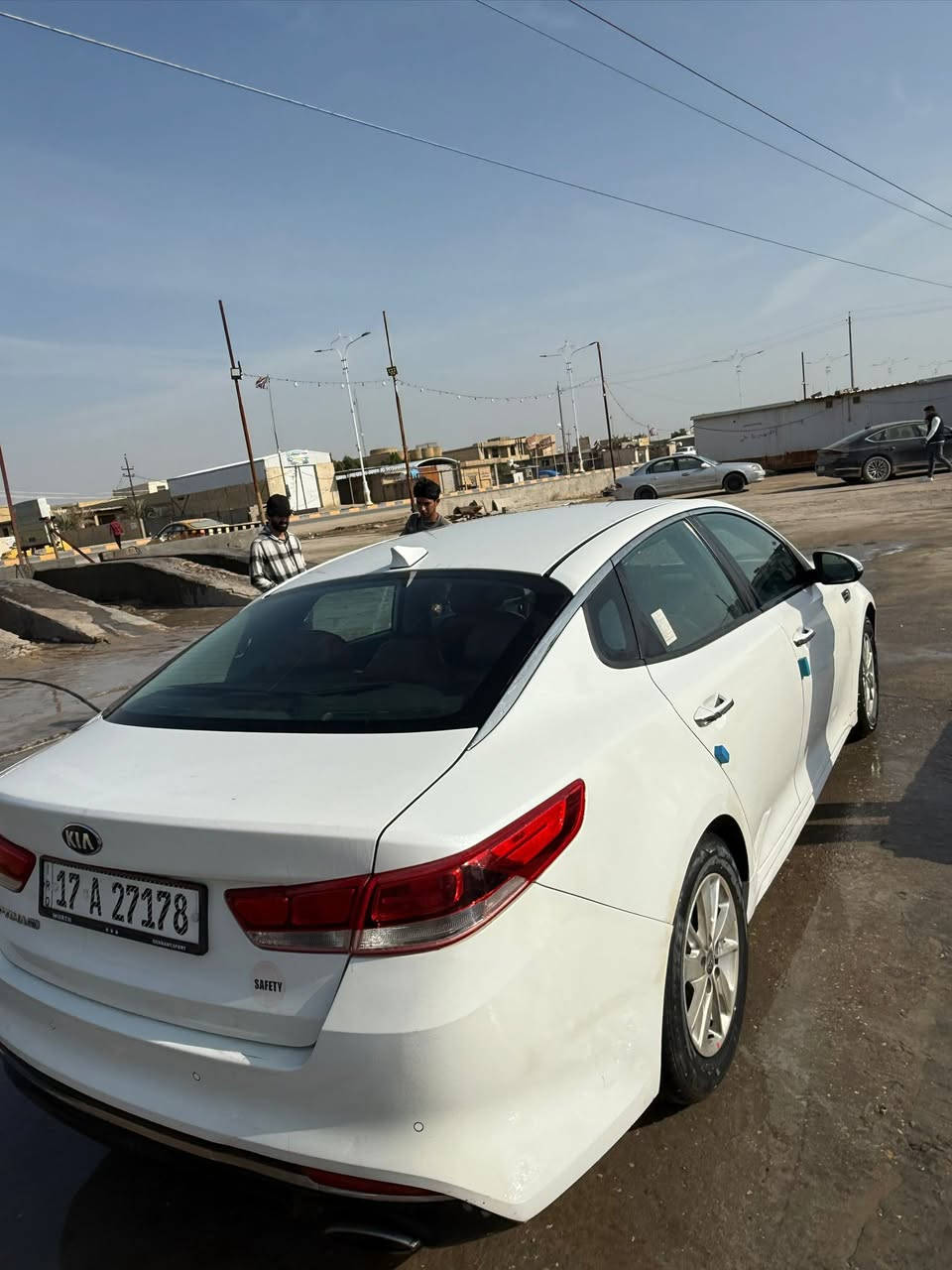 اوبتيما 2018 وارد امريكي ضربه جاملغ وبنيد فقط سياره جاهزه حداديه تبريد السياره بأسمي تحويل ثاني يوم رقم مشروع وطني السعر 130 بيها مجال شي بسيط التواصل ع الرقم *********** العنوان ذي قار
