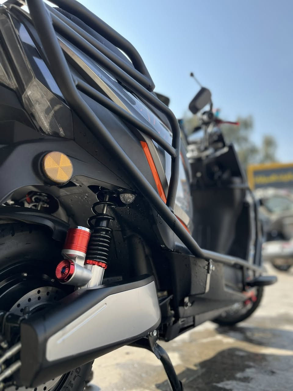 شحن اباشي  6 بطاريه ملف 3500 مستعمل شهر فقط 36 أمبير نضام البك دراجه اي نقص مابيه سعر 700 قفل قفل   مكاني رمادي للاستفسار اكثر خاص او *********** واتساب
