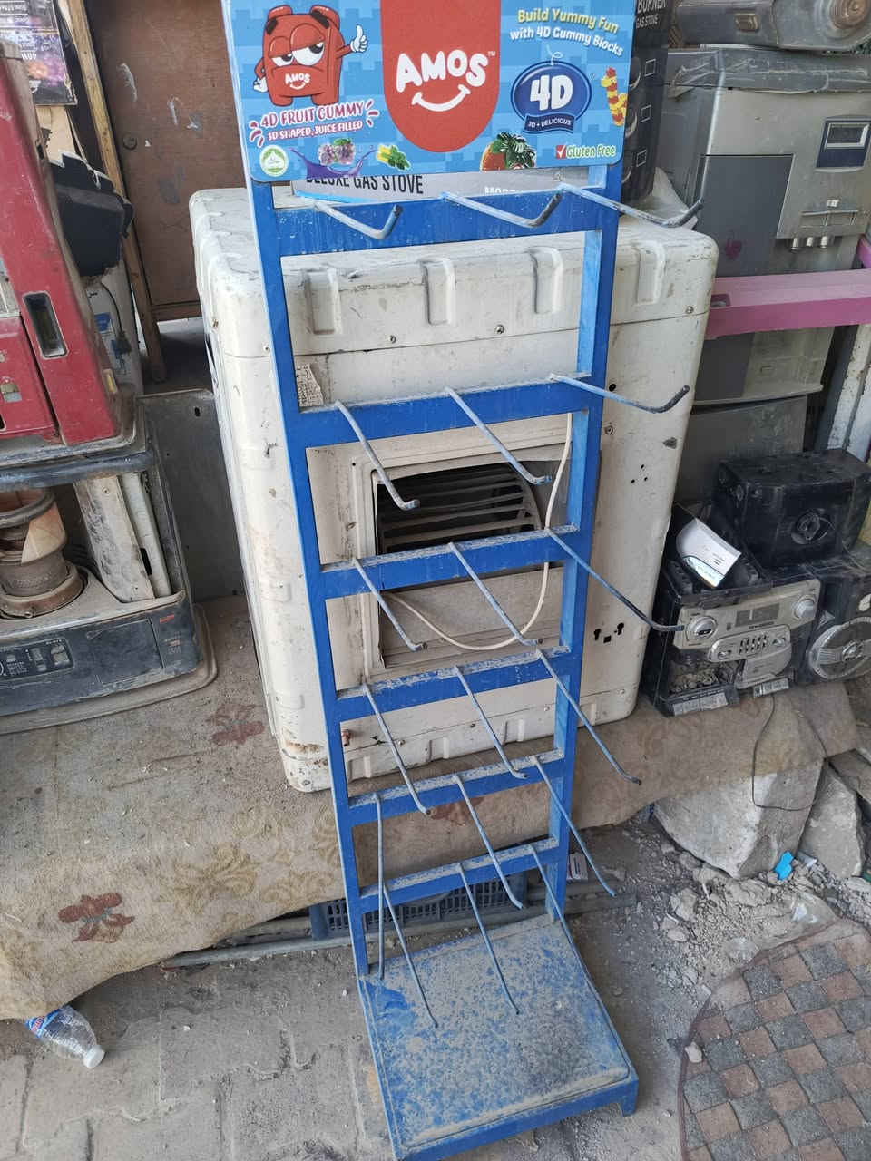 رفوف للبيع اي استفسار ***********
