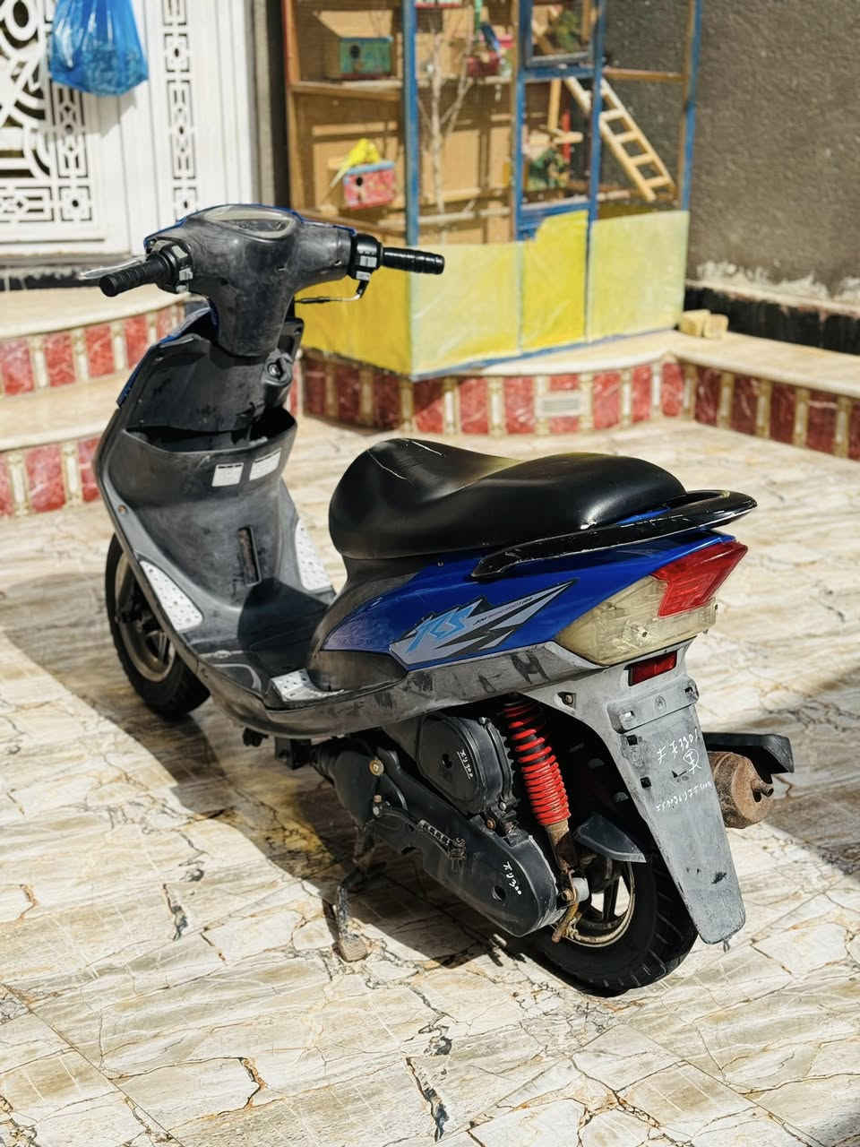 ماكس عدله 50 بلاد كفاله عامه صالرلها  4 اشهر من مطلعها حاويه كلها بلاديه نضيفه نصبه حلواه ( ما مفتوح بيها برغي ) شغاله من طول للطول كهربائيات كلها كامله ( كفرات كلهن اصلي ومختمات وملح ) مكاني ناصريه تضحيه شارع العياده السعر 650 وبيها مجال للشراي 
 *********** بي واتساب
