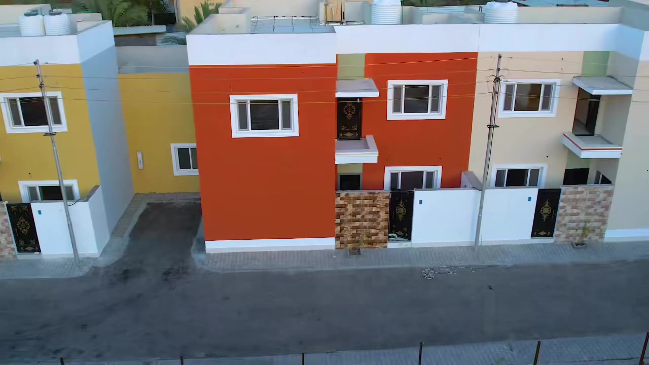 � لؤلؤة الصالحية السكني – فرصة سكن واستثمار مميزة في البصرة / شط العرب
امتلك بيت أحلامك الآن في منطقة الصالحية – شارع الصالحية العام.
وحدات سكنية حديثة بتصاميم عصرية ومساحات متعددة تلبي احتياجات العائلة، مع بنى تحتية متكاملة وخدمات ومرافق اجتماعية مميزة.

🔹 البيت يتكون من طابقين
🔹 4 أو 5 أو 6 غرف نوم
🔹 3 حمامات
🔹 صالة واسعة
🔹 مطبخ
🔹 منور عدد 2
🔹 المساحات تبدأ من 140م² وأكثر
🔹 استلام فوري

💰 الأسعار (الدفع دفعة واحدة):

▫️ 4 غرف نوم – 165 مليون دينار
▫️ 5 غرف نوم – 173 مليون دينار
▫️ 6 غرف نوم – 187 مليون دينار

📐 4 غرف نوم بمساحة 200م²
▫️ السعر 200 مليون دينار

✅ مواد بناء وإنهاءات عالية الجودة
✅ مناشئ عالمية
✅ موقع مميز وهادئ
✅ جاهز للسكن مباشرة

📲 للتفاصيل والصور والمعلومات:
راسلنا واتساب: ***********

✨ لا تضيع الفرصة وامتلك بيتك اليوم

#البصرة
#شط_العرب
#الصالحية
#لؤلؤة_الصالحية
#عقارات
#عقارات_البصرة
#عقارات_العراق
#بيع_دار
#دار_للبيع
#بيوت_للبيع
#بيت_للبيع_بالبصرة
#سكن_راقي
#سكن_فاخر
#سكن_عائلي
#مشروع_سكني
#وحدات_سكنية
#استثمار_عقاري
#استثمار_ناجح
#فرصة_ذهبية
#امتلك_بيتك
#تملك_الآن
#بيت_جاهز
#جاهز_للسكن
#دار_طابقين
#تصاميم_حديثة
#تشطيبات_فاخرة
#موقع_مميز
#قرب_الخدما
