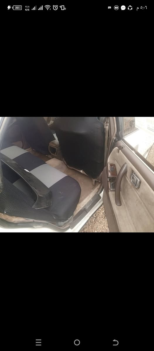 هارتوب موديل 91 فول أوتوماتيك رقم صلاح الدين مشروع وطني شرط التحويل سنويه لسنه   27 محرك كير بطه 2 ونص شرط  صدر نظيف داخل جديد كهربائيات شغاله السعر 30 وبيها مجال قليل ومراوس يرهم ومقدمه وقسط يرهم مع الكفيل مكان السيارة الشرقاط// *********** // ***********
