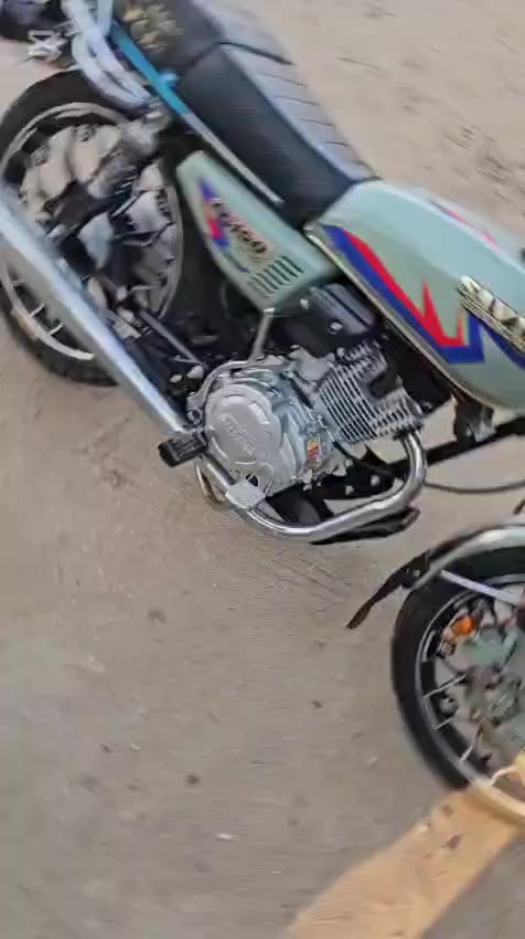 السلام عليكم اخوان دراجه سيفان موديل 25محرك 150كامله موكمله من ادعاميه لدعامية من كلشي شوفت عينك والله كلش حلوة الدراجه بيعت مستعجل كلش السعر 800وبيه مجال كلش اللطيبين منين ماتجي ع راسي اخليك بس فدوه الاتكسر بحلالل العالم العنوان بابل شارع الزبار ***********
