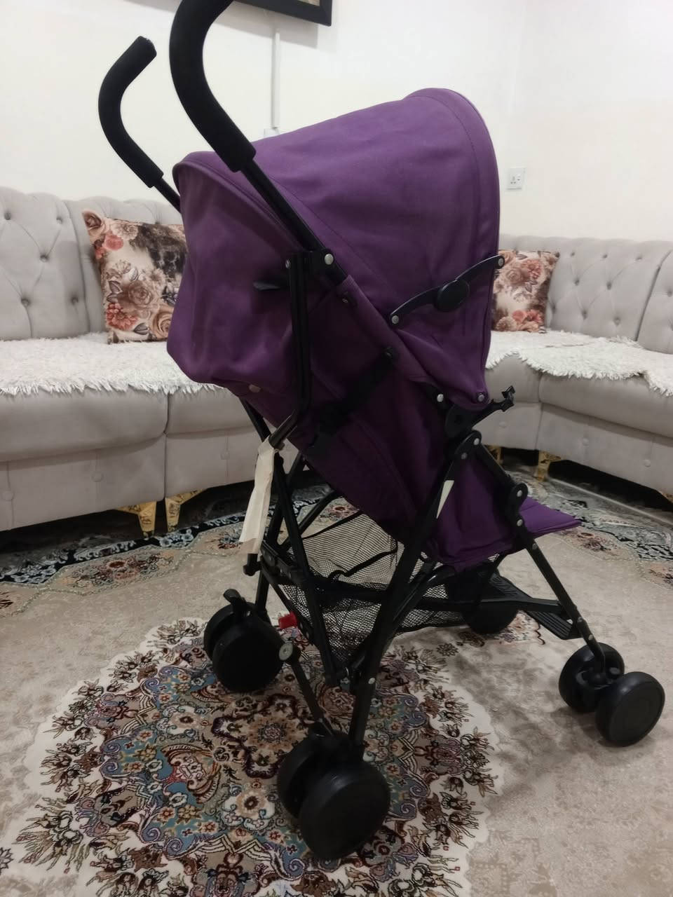 السلام عليكم عربانة طفل للبيع مال بالە ٲوروبي ، حيل نضيفه ، وبسعر مناسب 35وبيها مجال بسیط ..مکاني سلیمانیە ، یوجد توصیل ..


**إذا كنت صاحب هذا الإعلان وتريد حذفه لأي سبب، رجاءا أرسل رسالة إلى الدعم الفني**