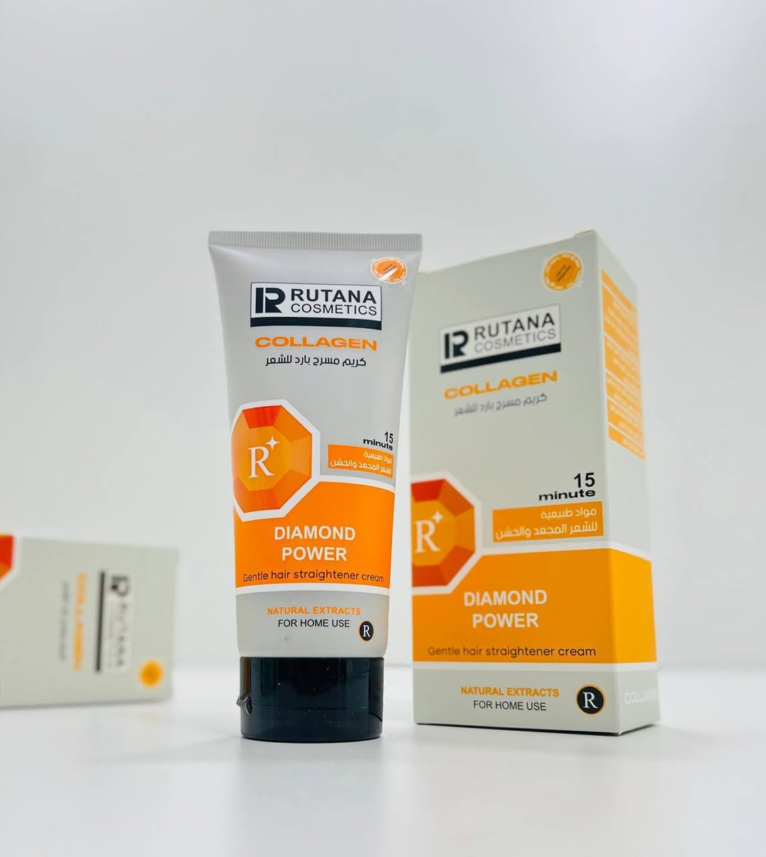 ✨ كريمات تسريح  الشعر الباردة – روتانا كوزمتكس ✨💎
من مجموعة دايموند باور – Diamond Power 🎀 بدون كاوية .. بدون أضرار .. معالجة باردة 
💆🏻‍♀️ للاستخدام المنزلي وبـ 15 دقيقة بس!
1- كريم التسريح بالكولاجين (Collagen):
مخصص للشعر المجعّد والخشن 🌀
يعطي تنعيم فوري ولمعان يسهّل التسريح 👩🏻‍🦱💞
2- كريم التسريح بالبروتين (Protein):
مخصص للشعر التالف والمتضرر 🔥
يرجع للشعر حيويته ويغذيه بعمق ويخليه ناعم وحريري 🪄💆🏻‍♀️
🌿 يحتويان على مستخلصات طبيعية تغذي الشعر وتحافظ على صحته. 
سعـر الـقُطعة/ 15


**إذا كنت صاحب هذا الإعلان وتريد حذفه لأي سبب، رجاءا أرسل رسالة إلى الدعم الفني**