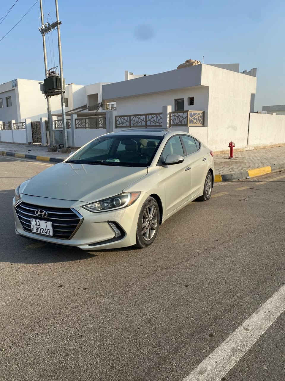 ‏سلام عليكم النترا موديل 17 داخله كلين صار بيهه طخطخات بدون دواخل وبدون ايرباكات بيه قطع صبغ ابيع حزام بسمي 
السعر 115 وبيها مجال 
للستفسار  ***********
