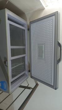 ثلاجة • نضيف • بشرط