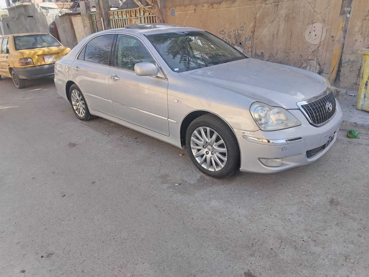 ماجسته أدوات كفاله عامه عراق ويابان
لون بحري 2007 بصمه رصاصي
4 دكم دواخل جلد زيرو
فتحه حساسات كامره
العنوان البصرة
للاستفسار
***********
