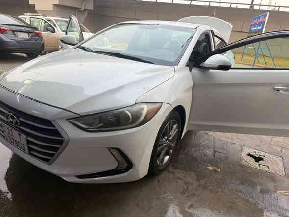 السلام عليكم
للبيع النترا 2018 وارد امريكي 

مكينة 2000 دوش 
لون أبيض 
رقم بغداد دولي تحويل مباشر 
زنون ابيض عالي  و اصفر ناصي
شاشة اندرويد
تحكم استيرن 
ويل كب
دوشمة جديدة 
كير مكينة خير من الله 

الضرر 
موضح بالصور 
فيها بالعراق 
قبق جنطة صبغ 
وكم مكان تقشير بسيط

السيارة جاهزة و ماناقصها شيء 
السعر 118 ورقة

مكان السيارة بغداد الطوبجي
للتواصل 
***********
