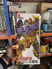 مجسم Devastator • قطعة جديدة • توصيل لجميع المحافظات