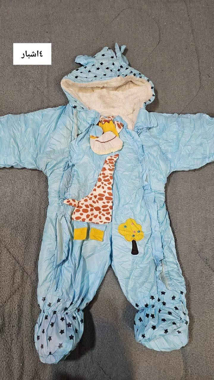 للبيع اوفرات اطفال كل الاشكال وفرو مبطن جمله شرط نظافه فول السعر 275الف  العنوان موصل حي التحرير الرقم
***********
