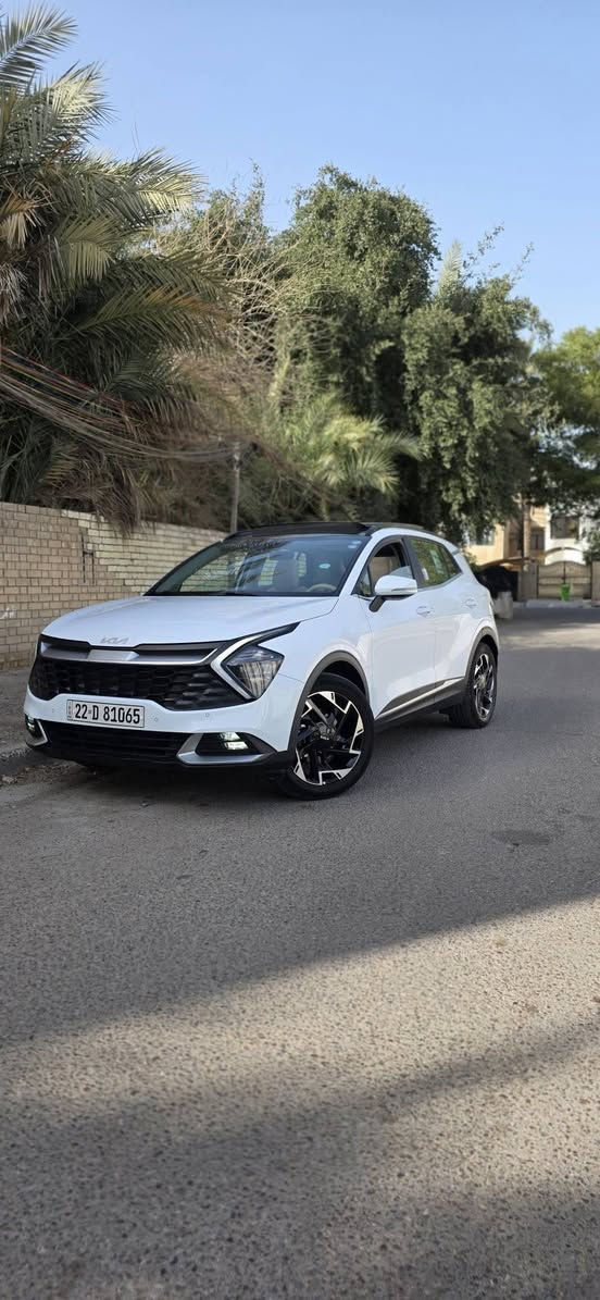 سبورتج 2023 فول مواصفات
مكفوله عام بارد صبغ تبديل خدوش رصعات كفاله عامه من كلشي كير مكينه بشرط  
سياره ماشيه 22
رقم اربيل جديد  هزه سنويه رقم جديد 
مواصفات بانروما 
بصمه 
جنطه كهرباء 
كشنات كهرباء 
شفتات مقود 
شاشه داخليه 
حساسات امامي خلفي 
تشغيل عن بعد 
ترحيب + مري شفط 
تدفئه كشنات + مقود 
كامره خلفيه 
لدات امامي خلفي 
ويل 19 بلادي 
سياره فول مواصفات للاخير 

وجديده جداً من كلشي حته رصعات وشخوط مابيها السياره 

سعر  225 بيها مجال 
مكان بغداد 
***********
