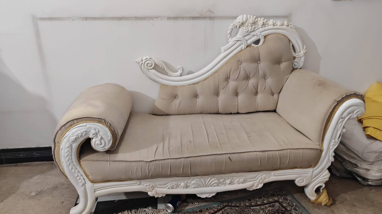 غراض للبيع كاترينه ادرور واريكه وميز وطبله وسبلت كنتور ي ومراية قيافه وميز تواليت مافي الصوره وكلهن نضيفات


**إذا كنت صاحب هذا الإعلان وتريد حذفه لأي سبب، رجاءا أرسل رسالة إلى الدعم الفني**