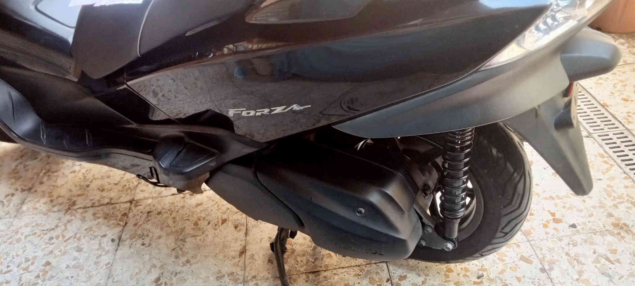 فورزه بصمه 10/0 s7 رمبه وابلاديه كفاله عامه
ماشيه11الف
......السعر خاص
المكان البلديات.../***********
