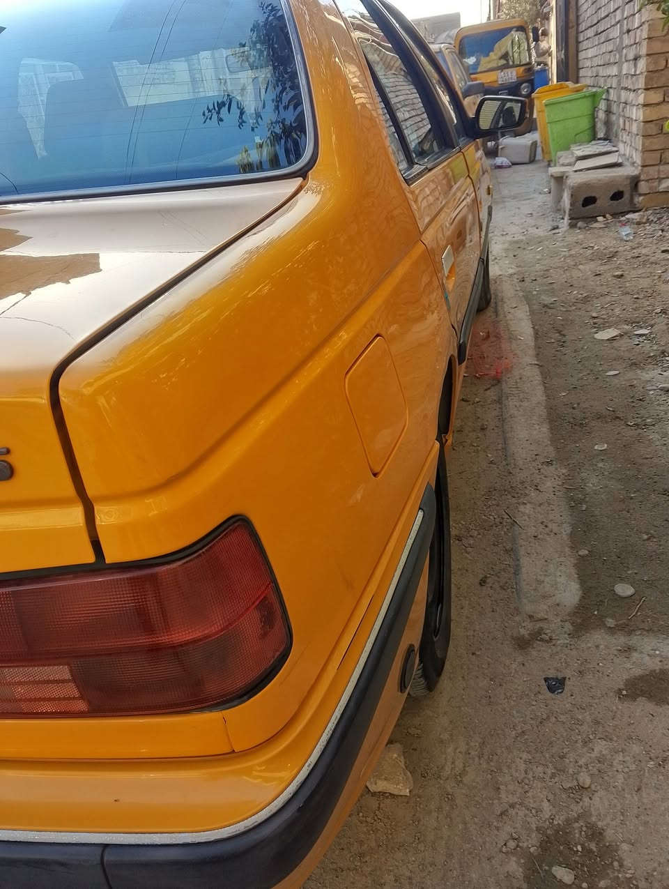 سلام عليكم سياره بيجو بارص موديل 2018 باب سيايق غير لون فاتح لونه بيه منضومه غاز جديده وبيه ضمان وشاشه جديده كير ومحرك مكفول عليه قسط شركه قطع ماستر  عارضه 46وبيه مجال للشراي ***********
