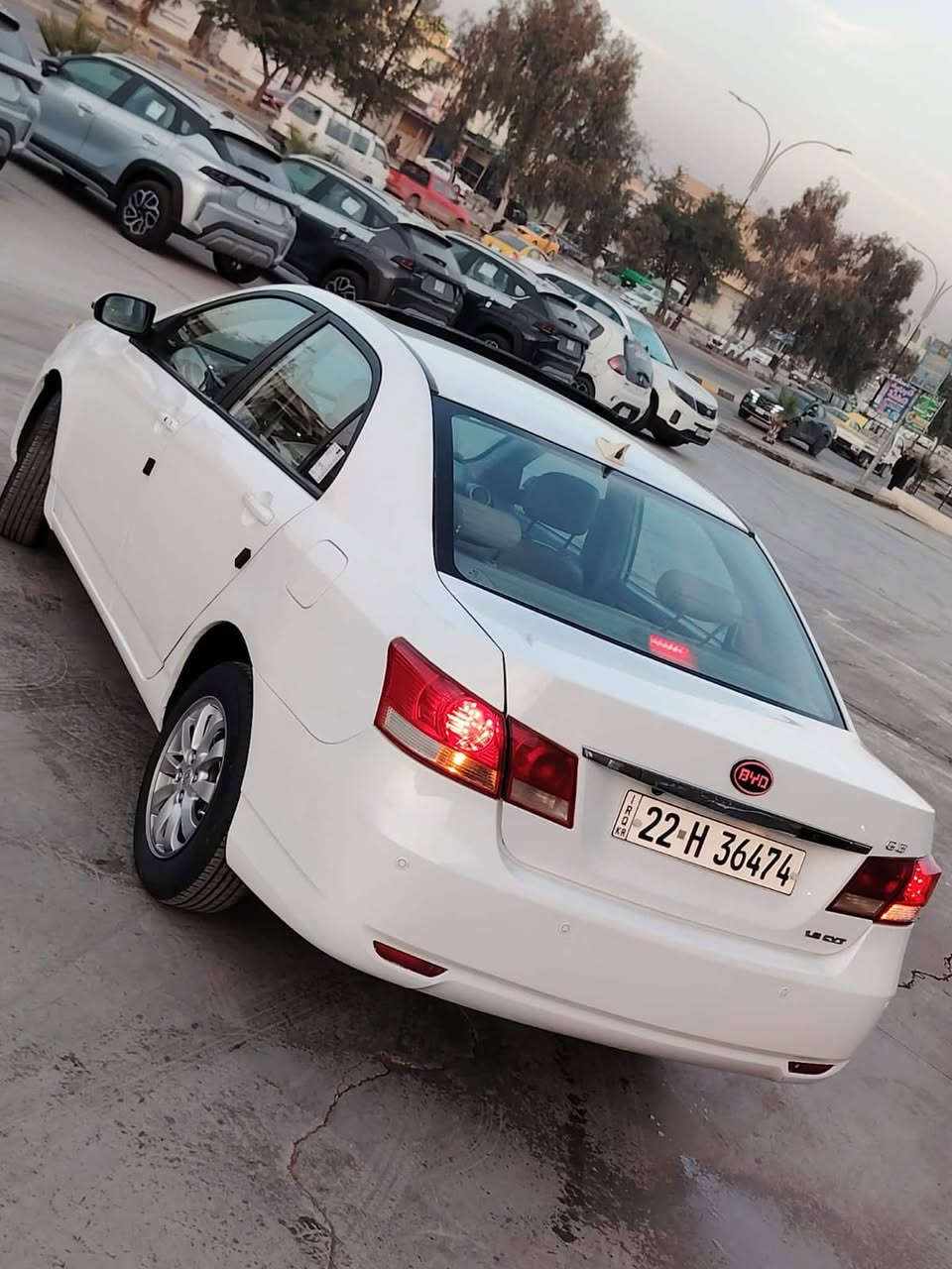 للبيع 
BYD 2014 G3 سعرها 68 مجال بسيط 
صبغ شبر بالجاملغ الامامي فقط بدون تقحيل بدون دواخل 
محرك كير تبريد طخم شرط 
مواصفات فول 
كير توماتيك
سلايت 
بصمه 
كشنات جلد 
تحكمات استيرن 
ويل كب 
جامات كهرب 
سياره جاهزه مايرادلها مصرف 
رقم اربيل جديد هزه سنويه جديده شرط التحويل 
مكان سياره موصل 
***********
