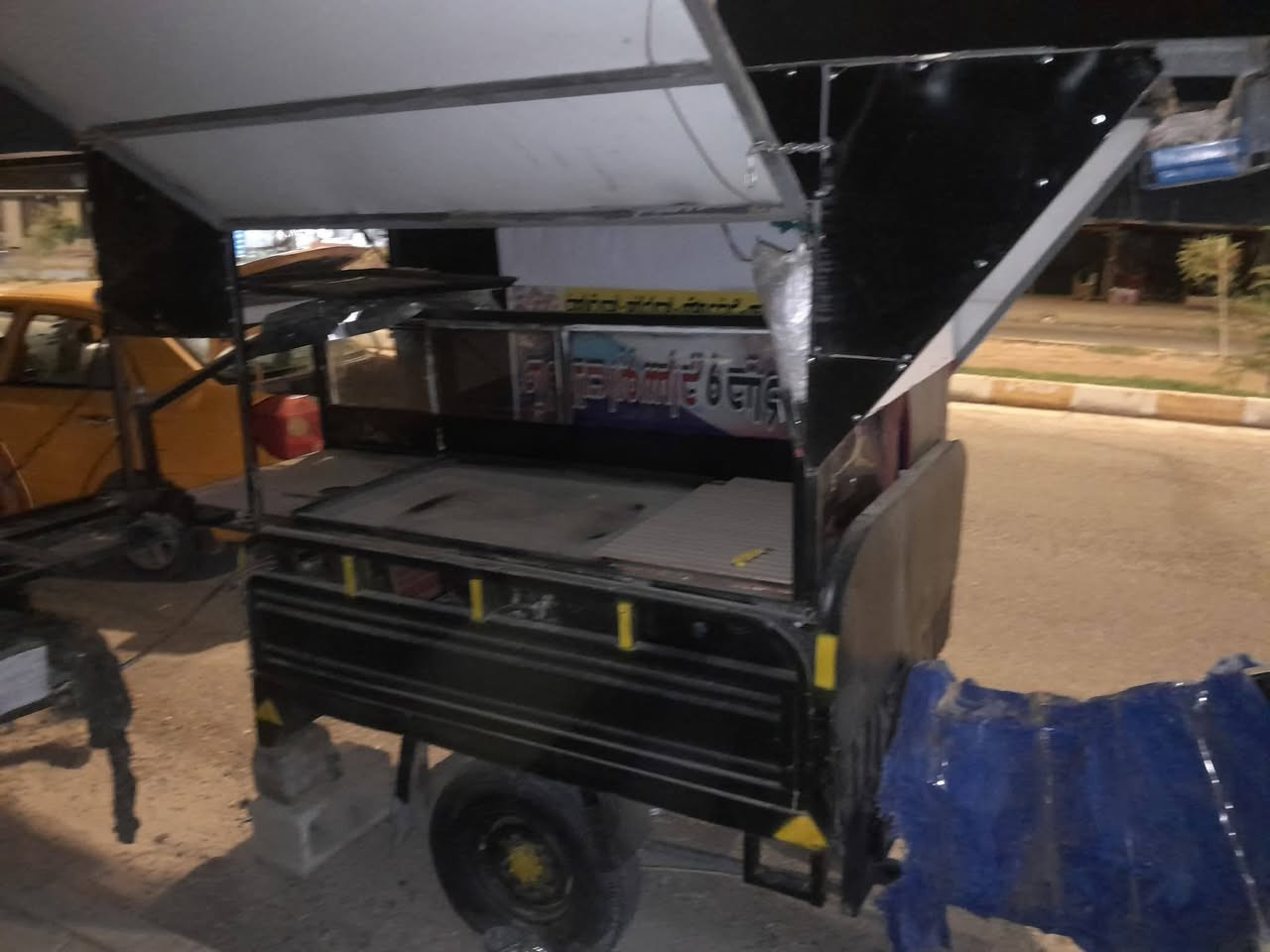 ستوته للبيع تريده مطعم متنقل تريد بس ستوته هم يرهم عنوان لعلم غراضه كلهم موجوده محرك وفرعات بس بعدني امجفت***********
