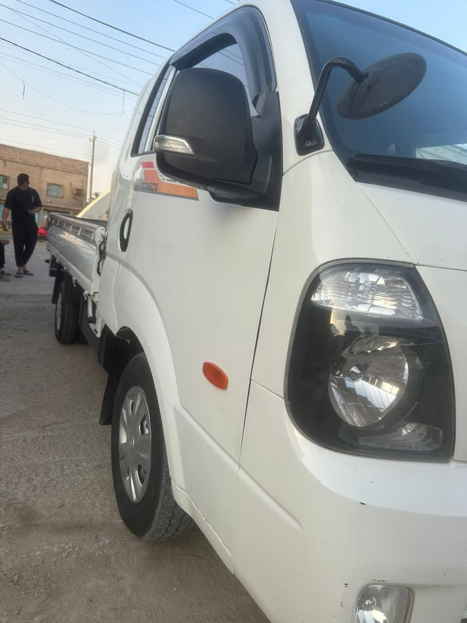 السلام عليكم كيه حمل مسكر مديل 2019مكينه دبلو جاف بلادي قبل شهر شادها جديده سياره رقم نكليزي بس ع استلام وصل عندي مشروع وطني سياره تدفئه مرايه شفط تدفئه كشنات ايرباكات حداديه جديده تخم تاير جديد سياره ما ناقصها برقي سعر 135وبيها مجال قليل مكان سياره بصره ابي الخصيب محيله هاتف ***********
