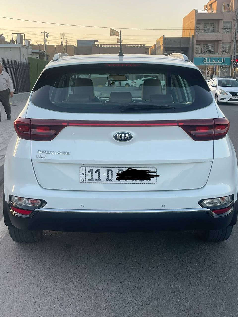 السلام عليكم سبورتج خليجي محرك 2400 فور ويل الشركة الدولية موديل 2019 كفالة عامة من الصبغ والبارد والتبديل عدا شخط خفيف بالباب رقم بغداد باسمي السعر 173 الاتصال ***********

