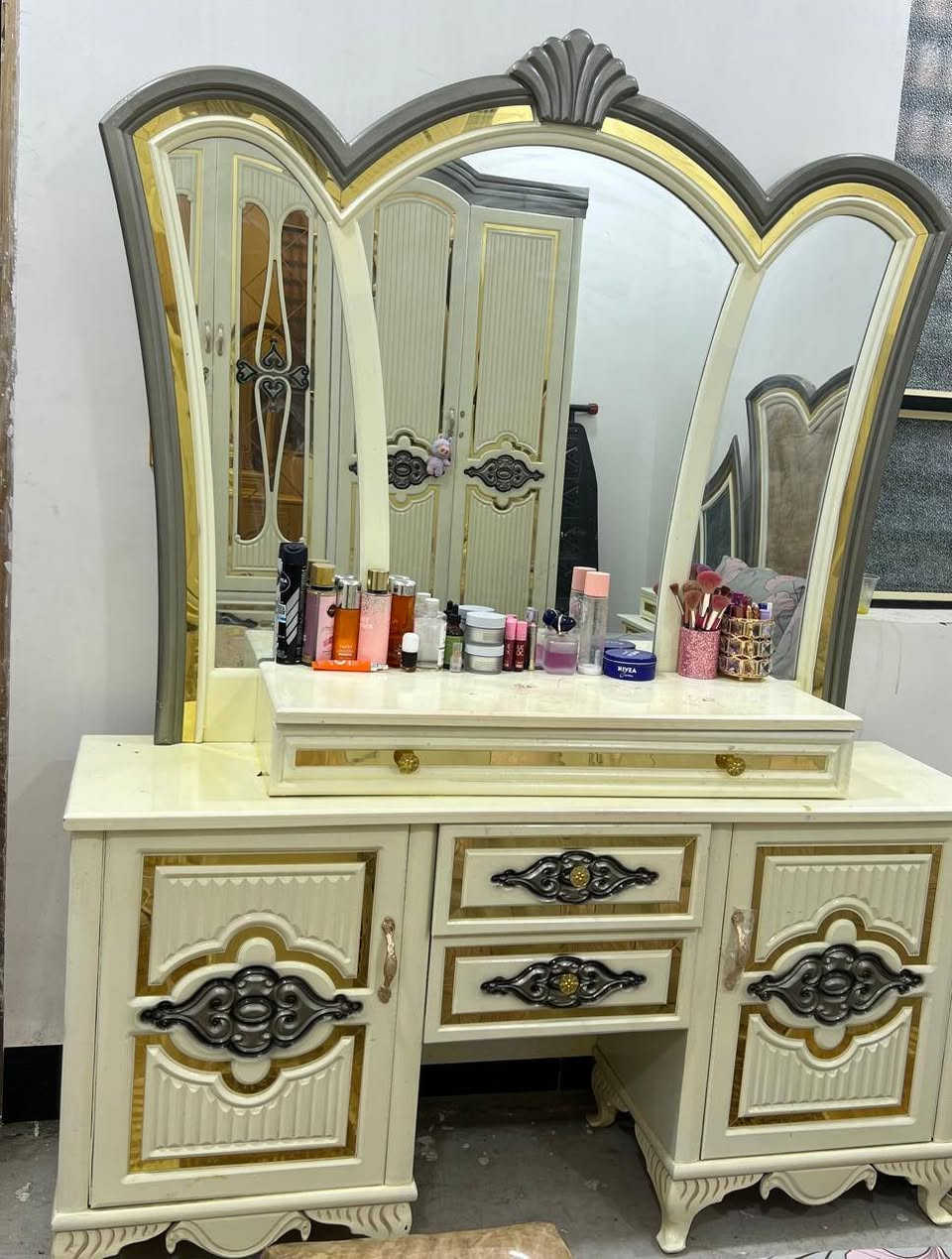 غرفه للبيع السعر خاص وتفاصيل خاصه


**إذا كنت صاحب هذا الإعلان وتريد حذفه لأي سبب، رجاءا أرسل رسالة إلى الدعم الفني**