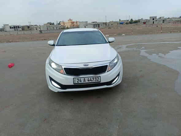 السلام عليكم للبيع اوبتيما 2011 خليجي محرك2000دوش بدون ضرر...فقط دائرة فوق هلال الخلف وملاحظتين....ترايها يخبل.. فقط تحول للاستفسار*********** السعر 118 وبي مجال
