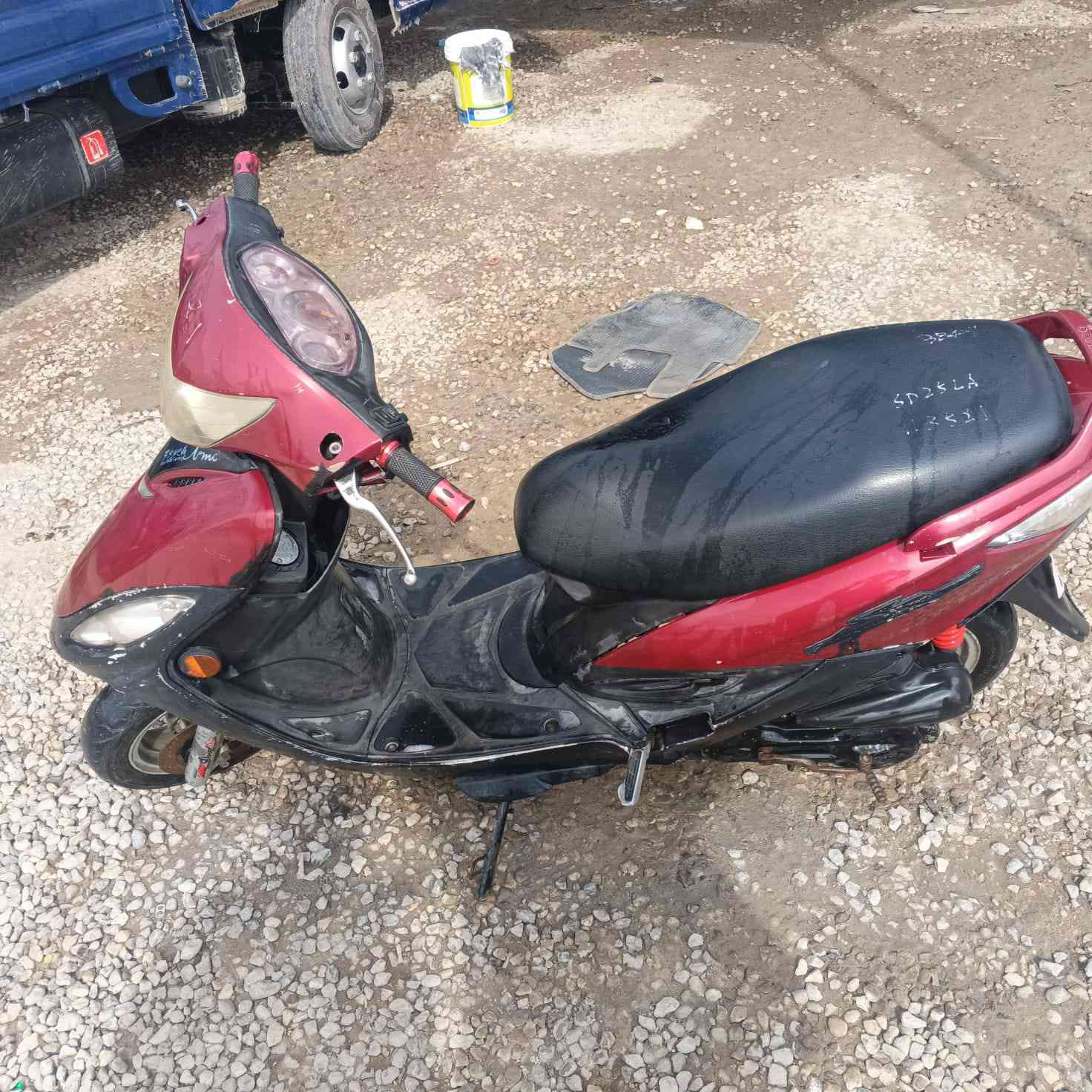 سلام عليكم شباب  
دراجه البيع مستعجل عليه هذه رقمي ***********
