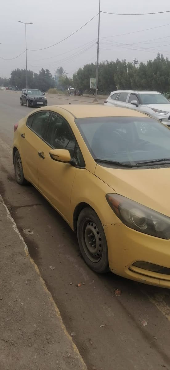 السلام عليكم فورتي 2015 جاملغ وبنيد حادث مكينة 2000 دوش كير صدر تبريد خير من الله تحويل مباشر السعر 100مكاني بغداد حي العامل ***********
