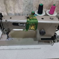 مكينة خياطة للبيع الشراي يتصل على هذا الرقم  07842377075/ 07725873865