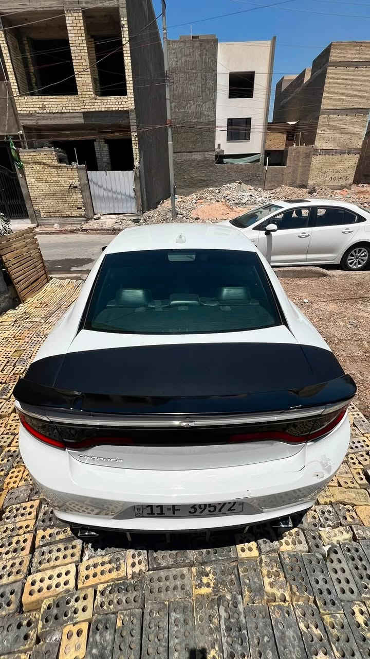 ‏ DODGE CHARGER 2018 R/T
دوج جارجر ار تي R/T موديل 2018

صور الضرر موجودة بدون ايرباك 

•المواصفات :

▪️السيارة: دودج جارجر R/T

▪️الموديل: 2018

▪️المحرك: 5.7L (ثمانية سلندر)

▪️لايتات زينون عالي ناصي مع حاجب LED متغير 

▪️بصمات عدد 2 للأبواب مع بصمة تشغيل

▪️كامرة خلفية دوارة اصل مع الستيرن

▪️حساس خلفي

▪️شاشة حجم كبير

▪️كشنات السيارة جلد 

▪️تحكم فول كهرباء لكرسي 

▪️تبريد قطعتين امامي وخلفي

▪️سستم صوت الپاين ALPINE 

▪️تشغيل عن بعد

▪️سبويلر في الجنطة 

▪️تدفئة وتبريد كشنات 

▪️شفتات ستيرن 

▪️كزوز بلادي

▪️تحكم ستيرن جهتين بلوتوث وحاكية وكروس سرعة وتحكم صوت 

▪️نظام ABS مانع انزلاق

▪️كشنات خزن ميموري 

▪️ويل نجمة وتخم تاير جديد

▪️رادار جانبي

▪️مرايا الجانبية والوسطية تعتيم ذاتي 

◼️عداد المشي 87 الف 

سنوية ورقم جديد بسمي شرط التحويل 

السيارة عليها ادامة كاملة وبدون نقص صدر وبرمجة مراوح  وتنظيف غرفةالاحتراق وجاهزة ..

السعر المطلوب : 173 ورقة وبيها المجال.
 
مكانها بغداد 

الاستفسار اتصل ع رقم ***********
