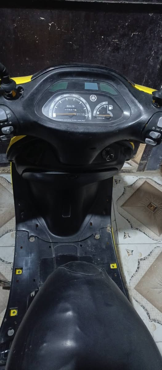 دولفين للبيع جديدة ما مفتوحة نظيفة كلش تشتغل سلف هندر كهربائيات لايت عالي ناصي اشاير  هورن ماعيزة اي شي السعر 450 وبيها مجال قليل المكان نجف لشراي يراسل او يتصل ‏‪***********‬‏
