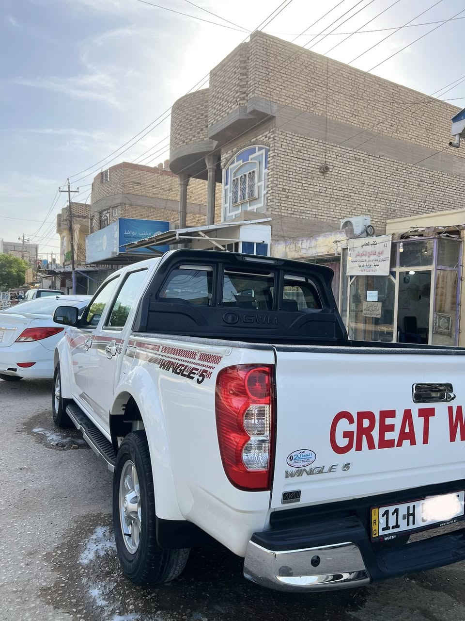 السلام عليكم
گريت وول 2025 ماشية 20 الف
رقم بغداد باأسمي تحويل مباشر
سيارة جديده على وضع الشركه أسبير مانازل 
مكان السيارة النجف  

***********
