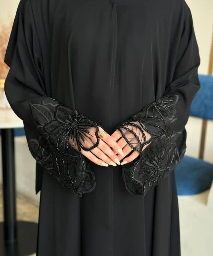 جبب نسائية بأفضل الخامات ✨
تألقي بإطلالة راقية مع جبب مخيطة بأعلى جودة وإتقان، باستخدام أقمشة باردة، ناعمة، ومريحة تناسب أجواء الصيف وتمنحكِ إحساسًا بالراحة طوال اليوم.
🌿 قماش بارد وخفيف 🧵 خياطة احترافية وتشطيب فاخر 👗 تصاميم أنيقة تناسب جميع الأذواق 💖 جودة تلاحظينها من أول لبسة
اطلبي الآن وتميزي بالأناقة والراحة في آنٍ واحد. 🌸


**إذا كنت صاحب هذا الإعلان وتريد حذفه لأي سبب، رجاءا أرسل رسالة إلى الدعم الفني**