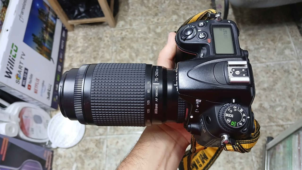 Camera 
Baterie 
2 zom وجدة, وجدة أنكاد


**إذا كنت صاحب هذا الإعلان وتريد حذفه لأي سبب، رجاءا أرسل رسالة إلى الدعم الفني**
