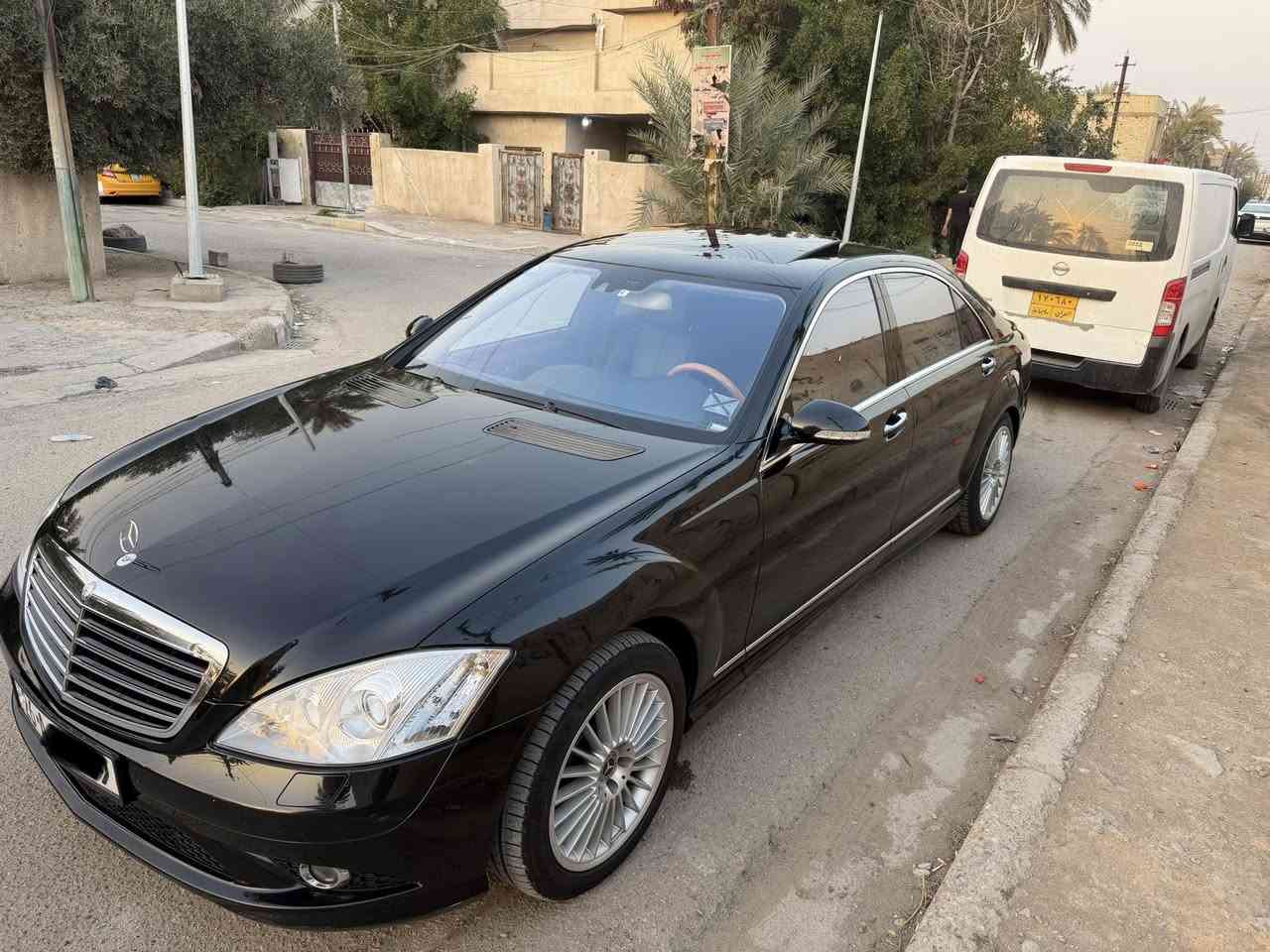 Mercedes-Benz S550 2008 AMG 🇩🇪
-------------------------------------
#السعر : 215$ وبيه مجال 
‏
#رقم الهاتف : ***********

#رقم السيارة : صلاح الدين مشروع وطني هزه وسنويه جديده بأسمي 

#مكان السيارة : بغداد 
-------------------------------------
سلام عليكم 
للبيع  او مراوس مرسيدس موديل 2008 كت كامل AMG من الشركة باب طويل داخل اسود بلاد سيارة مكفوله وارد يابان صبغ رش فقط جاملغ خلفي من اليابان فقط ماشية 178 الف كيلو متر حقيقي  
تفاصيل👇🏻👇🏻
1_ بصمة⁩ تشغيل
2_محركV8  +كير مكفولات ⁦⚔️⁩
3_تبريد 3 قطع +ثلاجة⁦❄️⁩
4_كروز سرعة🔒 
5_ سلايت ⚔️
6_  شاشة  🖥
7_ مري قلاب مع البك
8_تنتة كنتارة بلادي    ⁩
9_انارة ترحيب💡 خارجية وداخلية ⁦⚔️⁩
10_شاشة اعطال💬
11_كشنات امامي خلفي كهرباء ⁦⚔️⁩
12_لايت زنون 
13_ مري شفط
14_ ايرباكات سليمة 
15_ويل 18 اصلي بلادي  ⚔️⁩
16_سستم صوت harmen gardon 
17_صدر امامي خلفي جديد ⁦🛠️⁩
18_حساس مطر💦
19_هزة وفحص جدد+سنوية جديدة  بسمي
20_لايت اوتو   ⚔️
21_ وضعيات قيادة ايكو سبورت وعادي🔥
22_ناظور ليلي 
23_كشنات تدفئة تبريد امامي خلفي 
24_شفتات ستيرن 
25_عداد 320 
26_ابواب شفط 
27_صندوق كهرباء 
28_بردات جانبية 
29_رادار امامي وجوانب و 360
30_ستيرن كهربائي متحرك 
31_دخول ذكي بدون مفتاح 
32_حساسات امامي خلفي 
33_دبل جام بلورايز بلادي 

 
-------------------------------------
