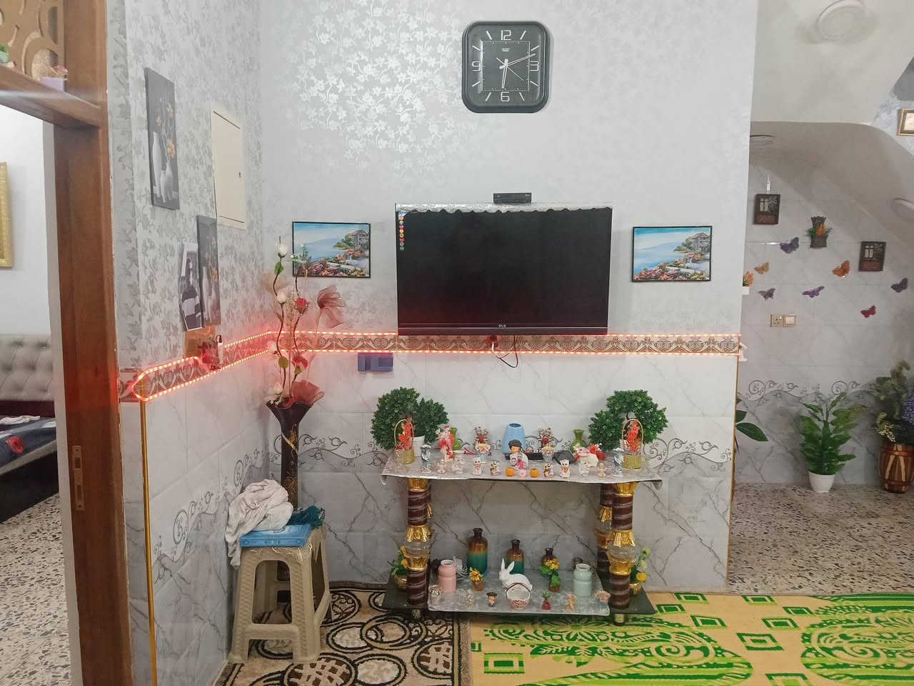 بيت للبيع مساحة ٢٠٠ زراعي
منطقة الزعفرانية دور الصحة رقم هاتف 
***********
