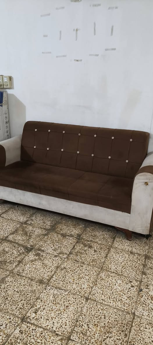 تخم ١٠مقاعد وكنتور بابين للبيع ب150/‏‪+9647745999348‬‏
