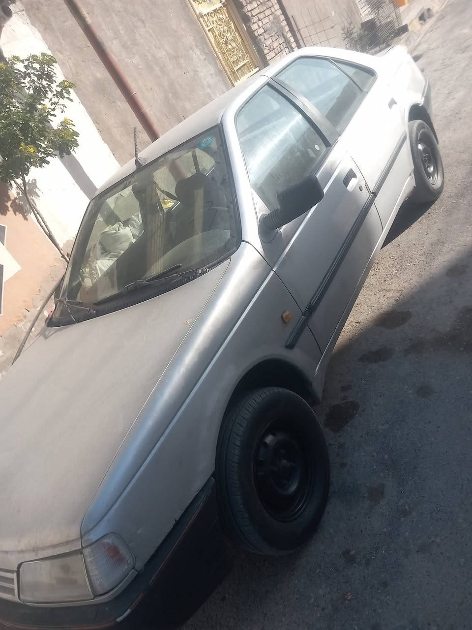 السلام عليكم بيجو روى مكينه كير تبريد جاهزه السياره بسمي  مكاني بغداد السعر ٢٤
***********
