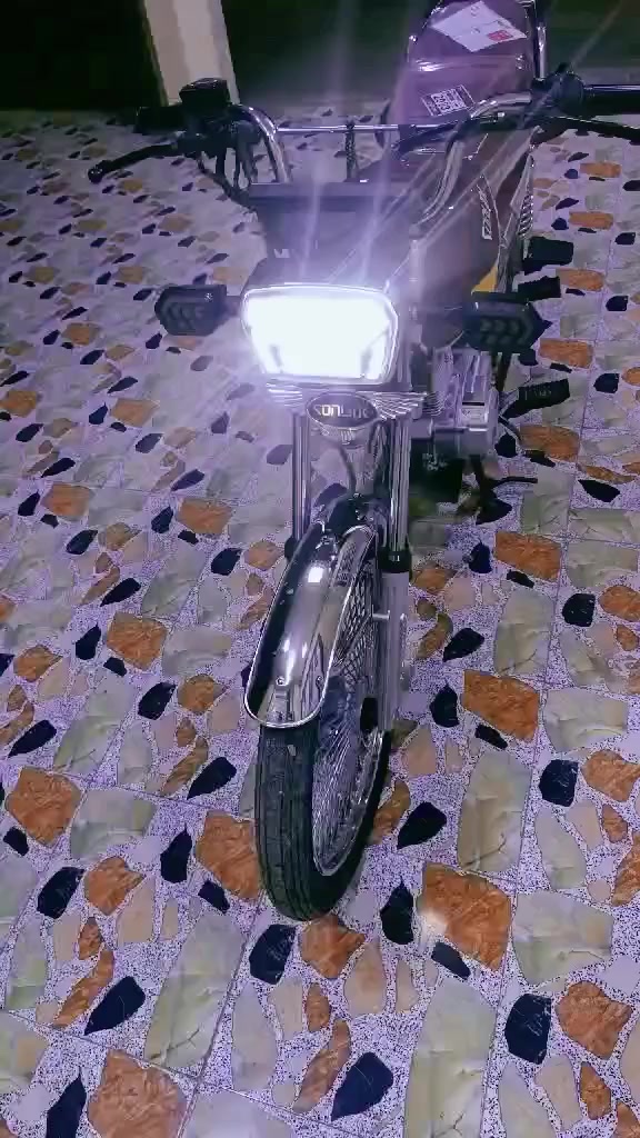 دراجه للبيع اوراق مديل 24خمسه كير نضافه كدام عينك دراجه حلوه ورزنه 
والسعر خاص 🤍


**إذا كنت صاحب هذا الإعلان وتريد حذفه لأي سبب، رجاءا أرسل رسالة إلى الدعم الفني**