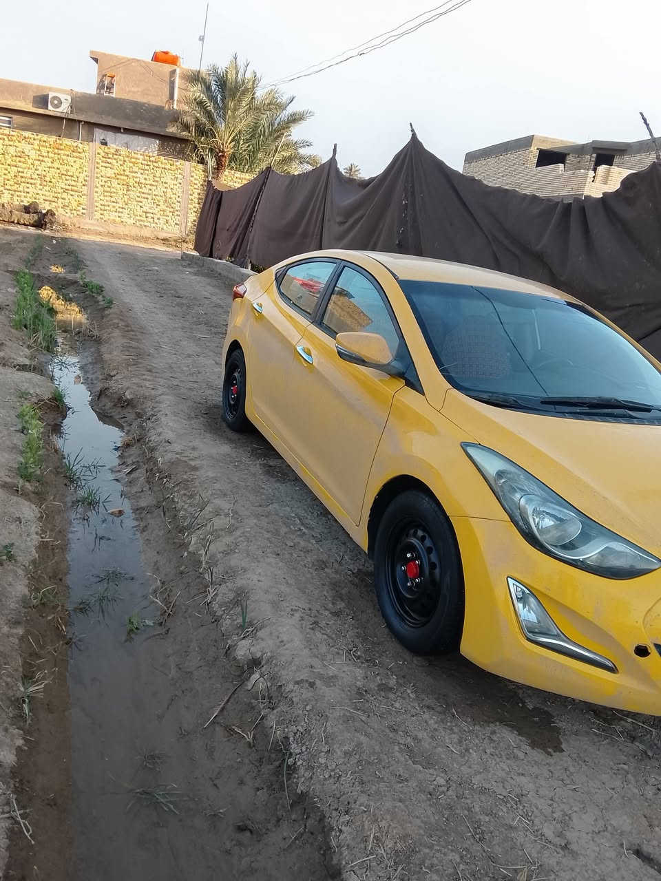 السلام عليكم مخصت مدير الكروب 2012سيار  النتره المكينه 1800بسمي مصفره هئه وغرامات  تخم تاير حداديه كير مكينه كفاله ***********
السعر 80ورقه بيه مجال العنوان حله قرب شركة الرنا قرب الطريق القاسم  سواق البغدادي
