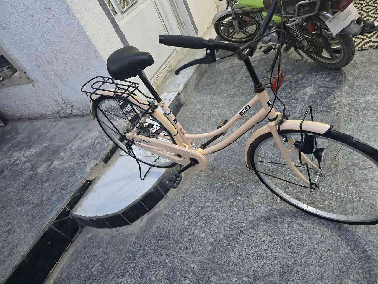 سلام عليكم بايسكل للبيع 22 بي شخط واحد فقط البايسكل معروض 175 وبي مجال حك الجيه العنوان ميسان حي الشهداى


**إذا كنت صاحب هذا الإعلان وتريد حذفه لأي سبب، رجاءا أرسل رسالة إلى الدعم الفني**