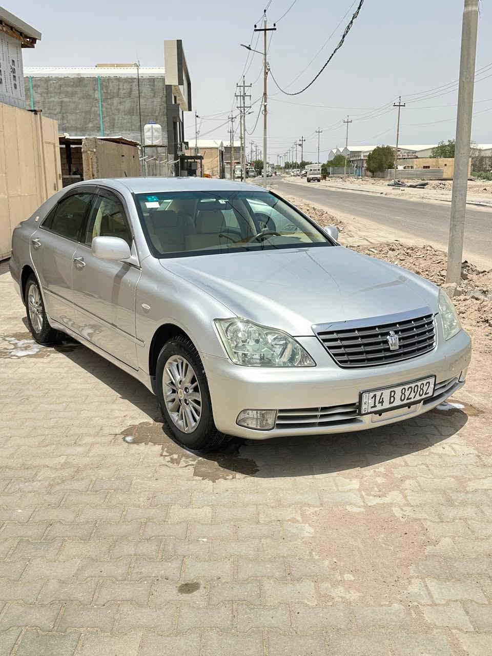 للبيع شاهينه2006 معيود التحوير اهنا رقم بصره بصرة أنكليزي مداور ثاني يوم جديده مال مزاد جاهزه للأخير ماناقصهابرغي شاصي 180مواصفات 3دكم بصمات برده خلفيه كامره حساسات تخم تاير جديد تبريد ثلج
السعر 148ورقه وبيها مجال قليل للشراي 
***********
العنوان البصرة ابي الخصيب
