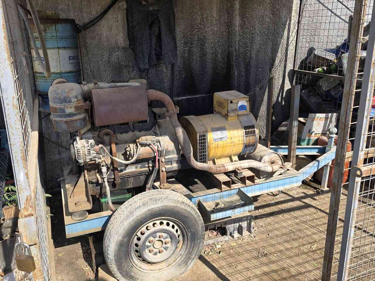 مولد دويز للبيع الماني ٣ بستم راس توليد ٣٠ كيفي مكفول من اي نقص
كوت قضاء الاحرار 
***********
