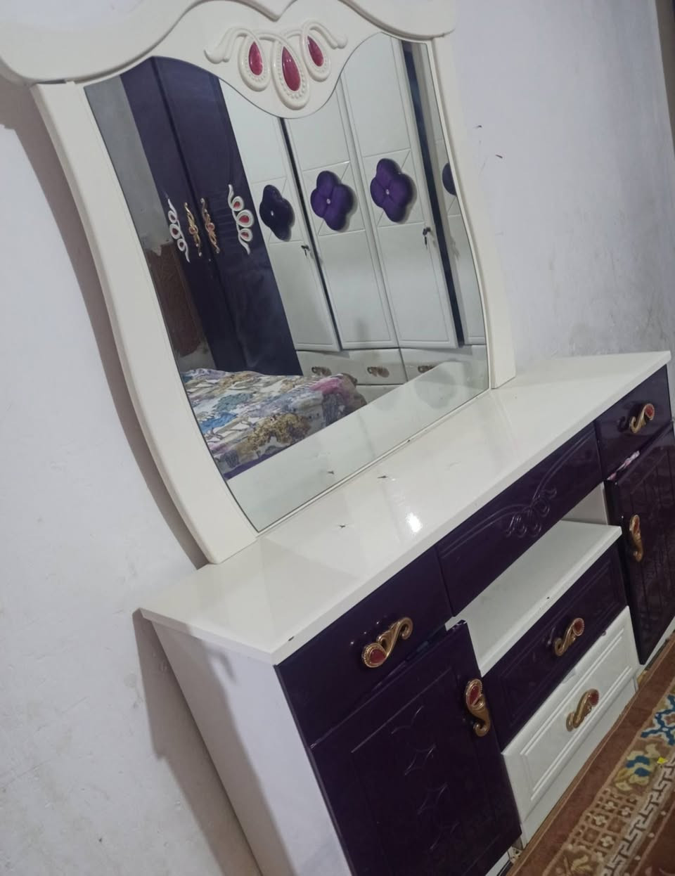 غرفه تركي سعر ٥٥٠ نضافه فول كل ضرر مابيها جديده مكان سماوه *********** يوجد فتح وشد ونقل
