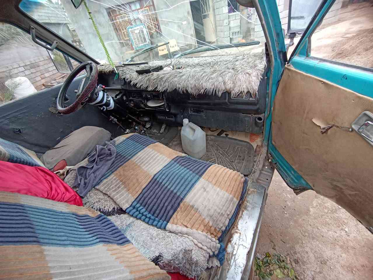 سلام عليكم كيه بستا موديل 93 المكان السعديه السعر 27رقم الهاتف ***********
