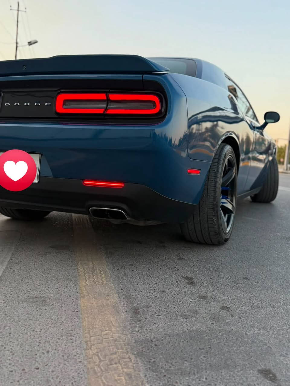 🚗 للبيع | دودج تشالنجر 2021 وارد أمريكي 🇺🇸
السلام عليكم ورحمة الله وبركاته

 للبيع دودج تشالنجر موديل 2021 وارد أمريكي، السيارة بحالة الوكاله ممتازة وجاهزة، والتفاصيل كامله:

✅ حادث أمريكا جاملغ خلفي فقط 
✅ صبغ نص باب جهة السكن 
✅بارد جاملغ امامي 
✅ كانت ماشية بأمريكا 43 ألف ميل، وحالياً 54 ألف ميل.
✅ كفالة عامة ما عدا الحادثة السابقة.
✅ سيارة نظيفة جداً ومعتنى بها.

الإضافات والكماليات:
🔹 ستيرن RPM أصلي.
🔹 قطع كاربون فايبر أصلية (ألياف حقيقية).
🔹 دشبول كاربون فايبر.
🔹 محرك3600
🔹 السيارة جاهزة وعلى آخر حبة وكالة.

📍 الموقع: بغداد - الأعظمية، سبع ابكار قرب الوقف السني.

💰 السعر: 193 ورقه وبيه مجال للجادين فقط.

📞 للاستفسار: ***********

⚠️ إخوان، جميع تفاصيل السيارة مذكورة بالمنشور، يرجى قراءة المواصفات بالكامل قبل السؤال عن المواصفات أو السعر.

الله يبارك لصاحب النصيب. 🚘
